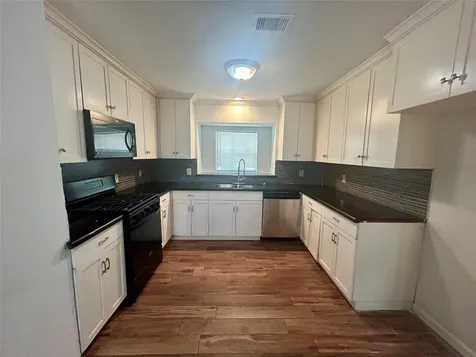 10655 Northbrook Drive Houston TX 77043