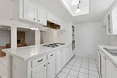 2115 Oak Shores Drive Kingwood TX 77339