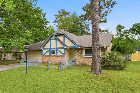 2115 Oak Shores Drive Kingwood TX 77339
