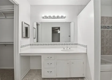 2115 Oak Shores Drive Kingwood TX 77339