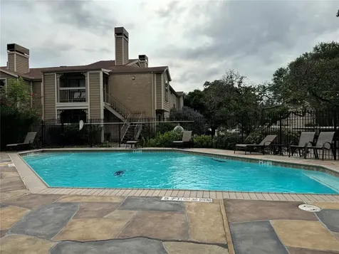 1860 White Oak Drive 375 Houston TX 77009