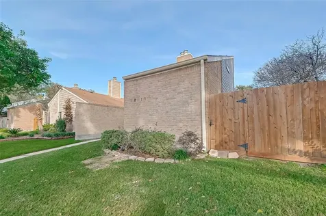 12111 Poulson Drive Houston TX 77031