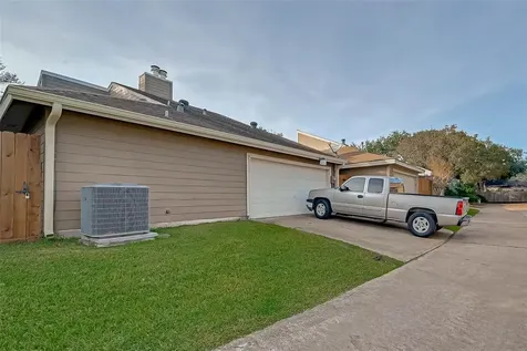 12111 Poulson Drive Houston TX 77031