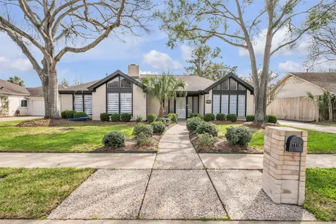 7715 Coachwood Drive Houston TX 77071