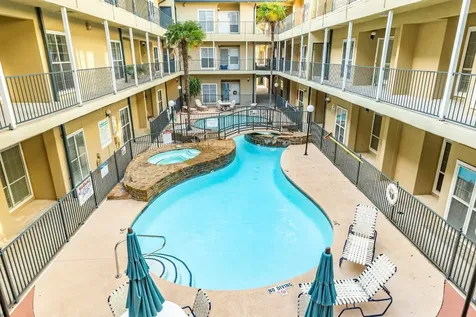 921 Marine Drive 120 Galveston TX 77550