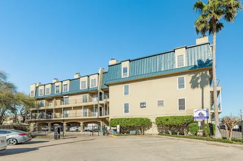 921 Marine Drive 120 Galveston TX 77550