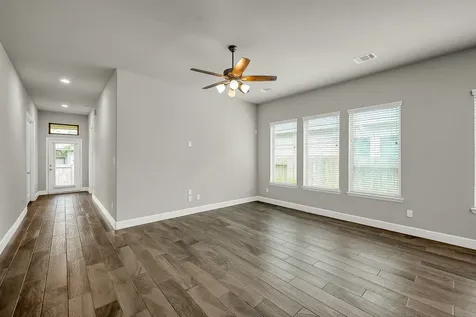 328 Rise Lane Montgomery TX 77316