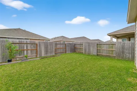 2023 Katalonia Lane Fresno TX 77545