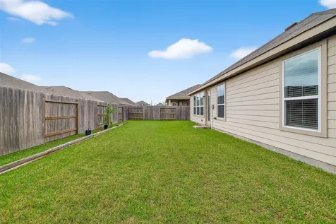 2023 Katalonia Lane Fresno TX 77545