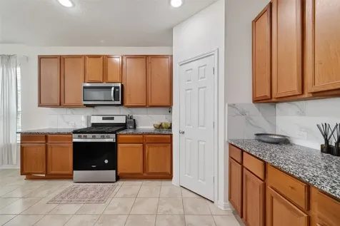 2023 Katalonia Lane Fresno TX 77545