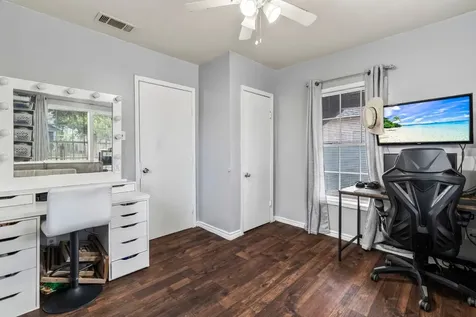 6940 Avenue K Houston TX 77011