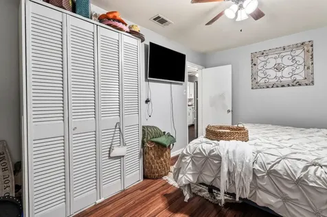 6940 Avenue K Houston TX 77011