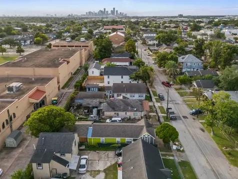 6940 Avenue K Houston TX 77011