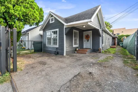 6940 Avenue K Houston TX 77011