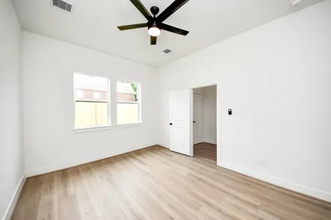 4338 Avron Drive B Stafford TX 77477-1555