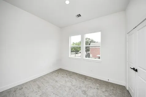 4338 Avron Drive B Stafford TX 77477-1555