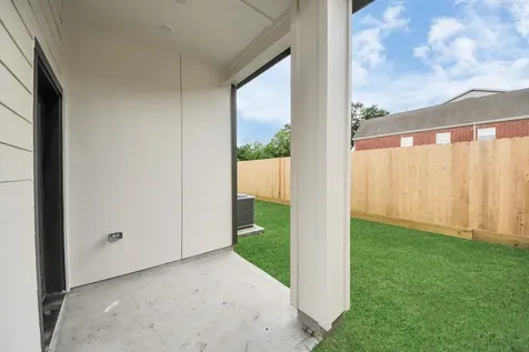 4338 Avron Drive B Stafford TX 77477-1555