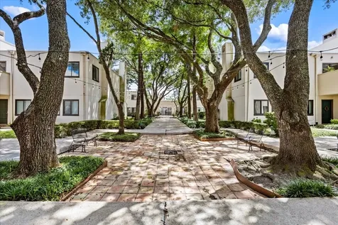402 Tuam Street 7 Houston TX 77006