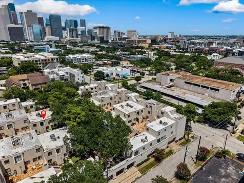 402 Tuam Street 7 Houston TX 77006