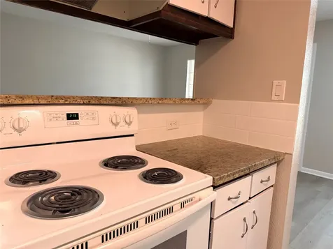 2101 6th Avenue N 6 Texas City TX 77590