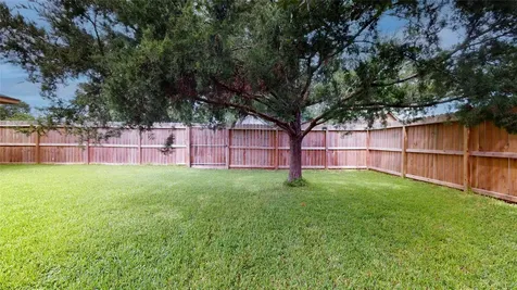 3902 Victoria Avenue Dickinson TX 77539