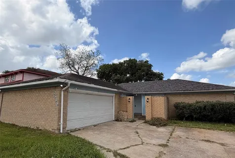6618 Mccullum Road Houston TX 77489
