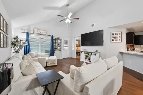 1242 Baja Vista Way Channelview TX 77530