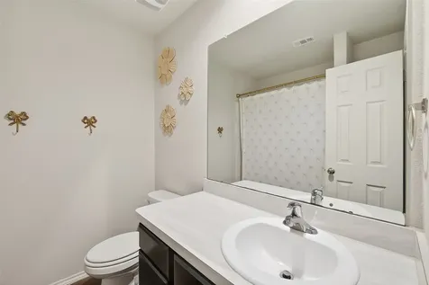 1242 Baja Vista Way Channelview TX 77530