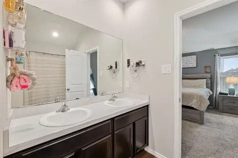 1242 Baja Vista Way Channelview TX 77530