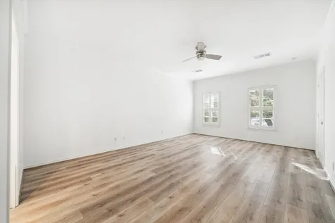 5160 Chevy Chase Drive Houston TX 77056