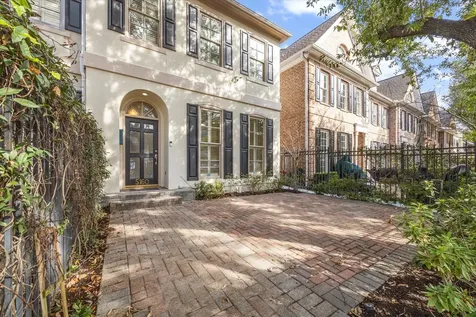 5160 Chevy Chase Drive Houston TX 77056