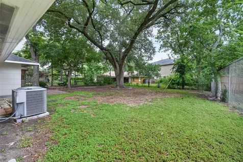 4106 Woodshire Street Houston TX 77025