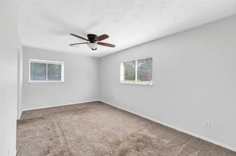 117 Tanglewood Street Baytown TX 77520