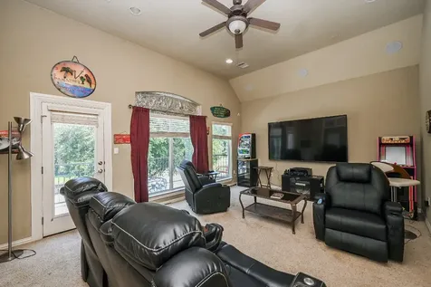 57 Cloverdale Court Montgomery TX 77356