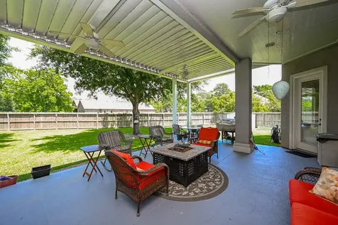 57 Cloverdale Court Montgomery TX 77356