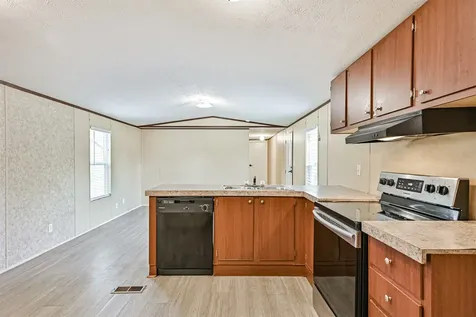 4702 10th Street Bacliff TX 77518