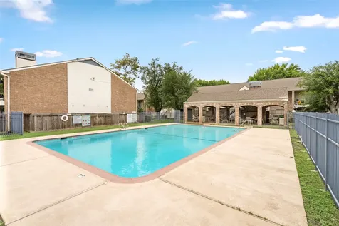 3900 Woodchase Drive 138 Houston TX 77042