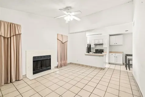 3900 Woodchase Drive 138 Houston TX 77042