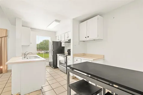 3900 Woodchase Drive 138 Houston TX 77042