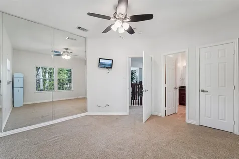 10714 Crestwater Circle Magnolia TX 77354