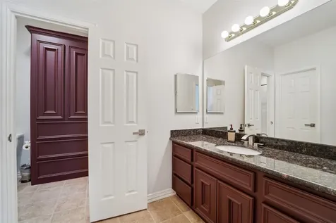 10714 Crestwater Circle Magnolia TX 77354