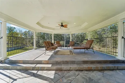 10714 Crestwater Circle Magnolia TX 77354