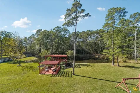 10714 Crestwater Circle Magnolia TX 77354