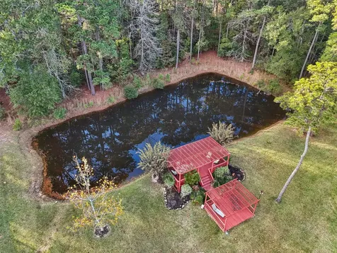 10714 Crestwater Circle Magnolia TX 77354