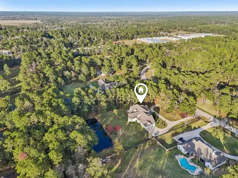 10714 Crestwater Circle Magnolia TX 77354
