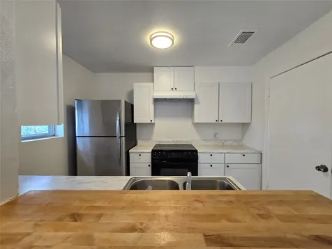 434 Long Street West Columbia TX 77486