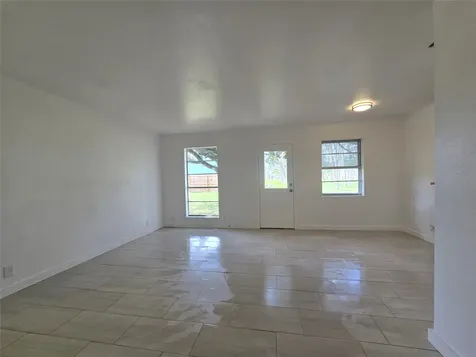 434 Long Street West Columbia TX 77486