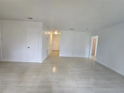434 Long Street West Columbia TX 77486