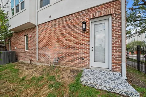 4120 Driscoll Street Houston TX 77098