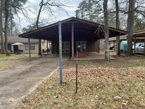 28629 Netawaka Huntsville TX 77320